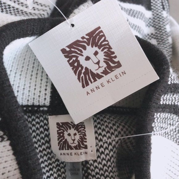 Anne Klein Cape Poncho Sweater Turtleneck Plaid Blk White Size L, New w/Tag $149 - Picture 9 of 11